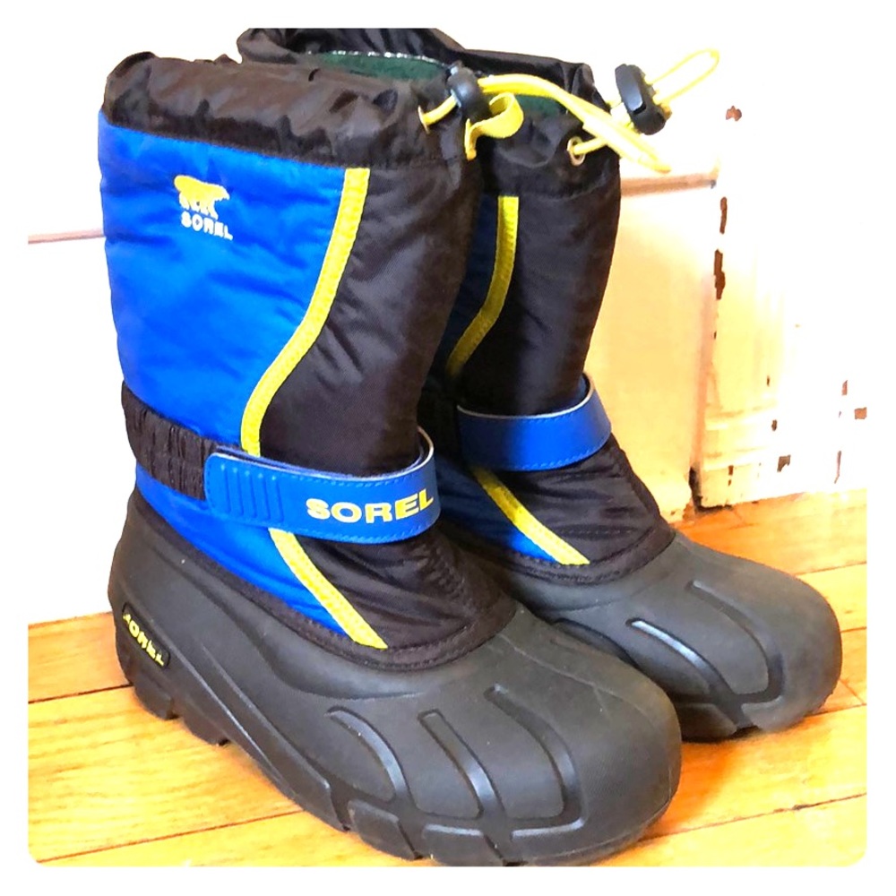 Sorel snow boots youth size 3